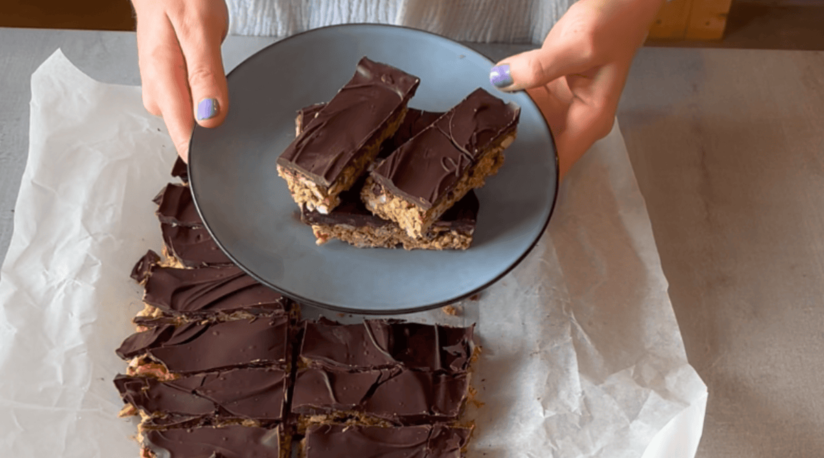 Seaweed Muesli Chocolate Bars
